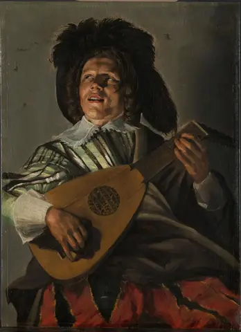 Joven con gran sombrero oscuro y jubón a rayas canta mientras toca un laúd, con la mirada hacia arriba